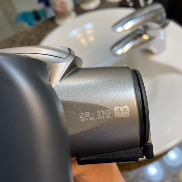 My accent camera - Picture 2 of 4